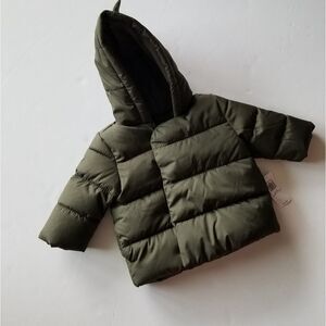 Old Navy Olive Green Baby puffer Jacket 0-3 months